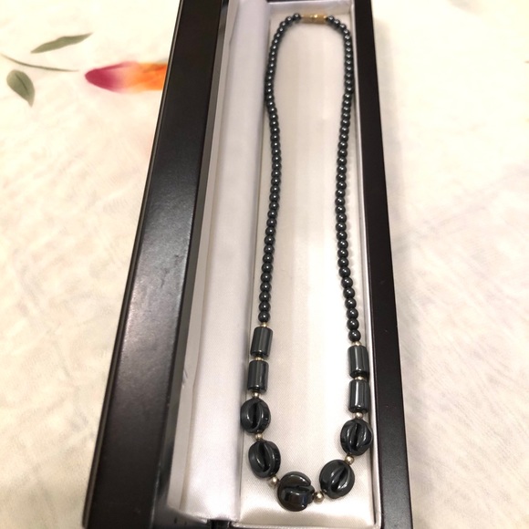 💝💝NEW Hematite Necklace - Picture 1 of 8